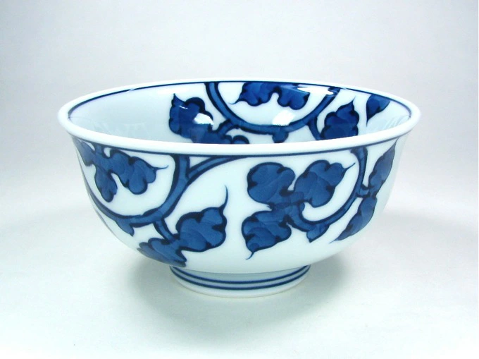 【有田焼】【源右衛門窯】 染付唐草文飯碗