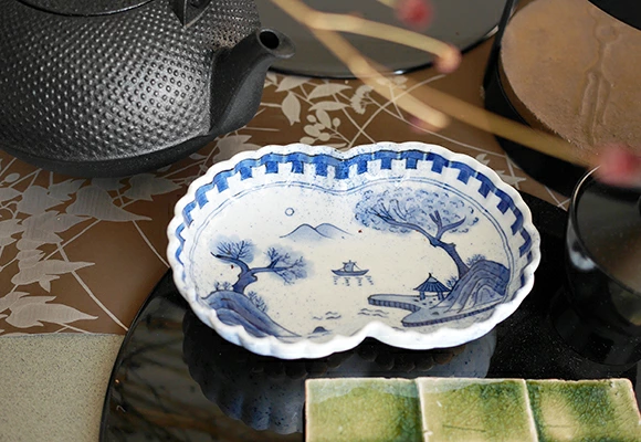 有田焼 吹墨山水 二重菊向付