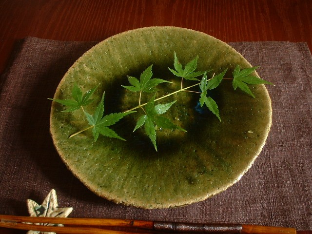 野々村浩司 総 織部 八寸 丸皿 (足付き)　