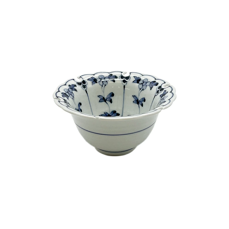 有田焼 割草花兎文 雪輪小付