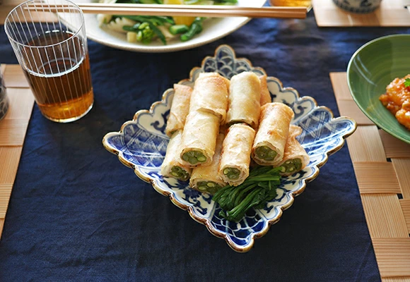 有田焼割地紋 菊割長角六寸皿