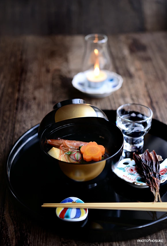 辻与製陶所　与山窯
錦花鳥絵　銀杏型手塩皿