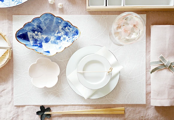 有田染付けシリーズ　桜流水（変り絵）菱形菊割向付