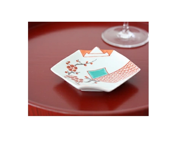 錦地紋梅　折紙型手塩皿