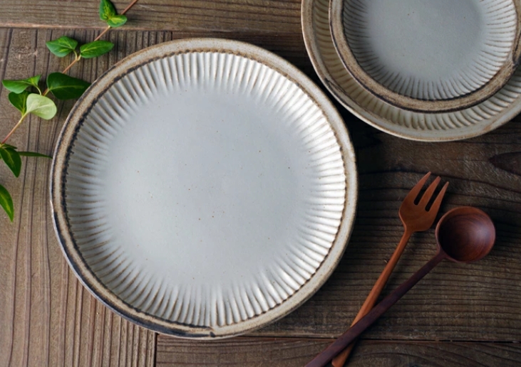 益子焼 アンティークスリムライン プレート(L) わかさま陶芸 お皿 大皿 ナチュラル アイボリー