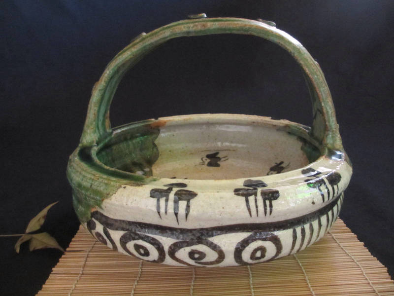 丸鉢■ 陶芸作家・佐藤和次作 織部 手付鉢