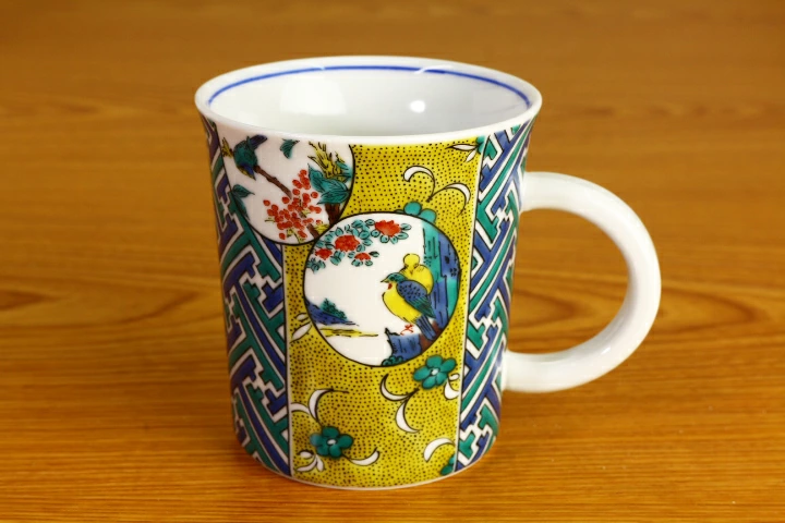 九谷焼 マグカップ 吉田屋風丸紋間取/青郊窯
