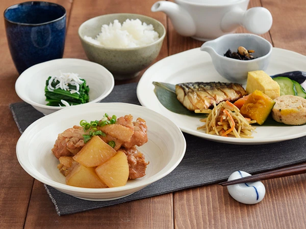 浅鉢 16.5cm　渦刷毛目 　クリーム