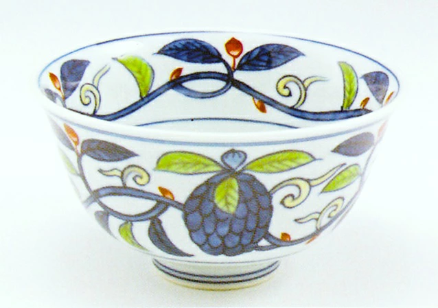 【有田焼】【源右衛門窯】 染錦茘枝唐草文飯碗