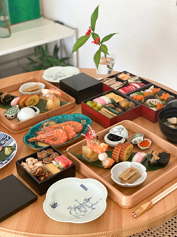 文吉窯 7寸木瓜長皿 染山水青手