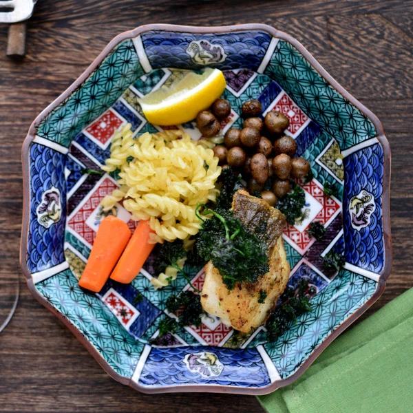 九谷焼 八角皿 石畳の図 5.5号