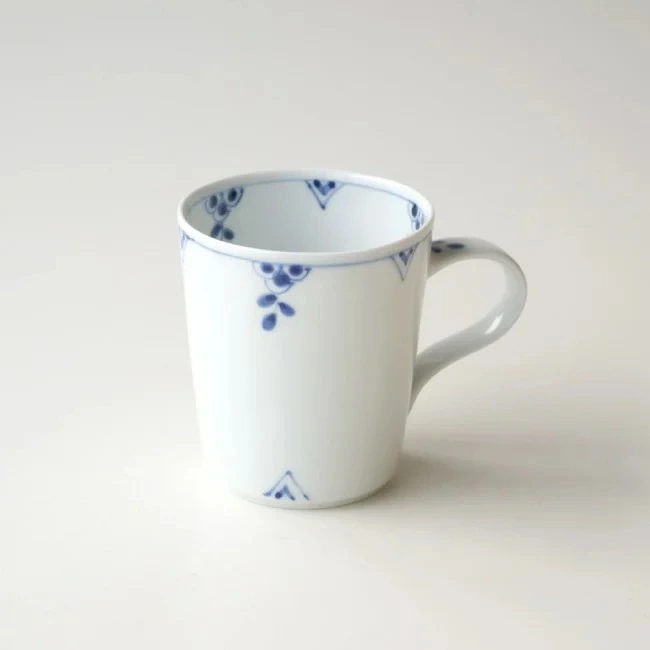 マグカップ 340ml 湯のみ 湯呑み「 たち吉 マグ 剣先小花 」
