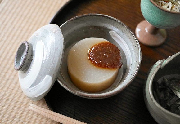 有田焼 利左ェ門窯 乱れ刷毛マット蓋物