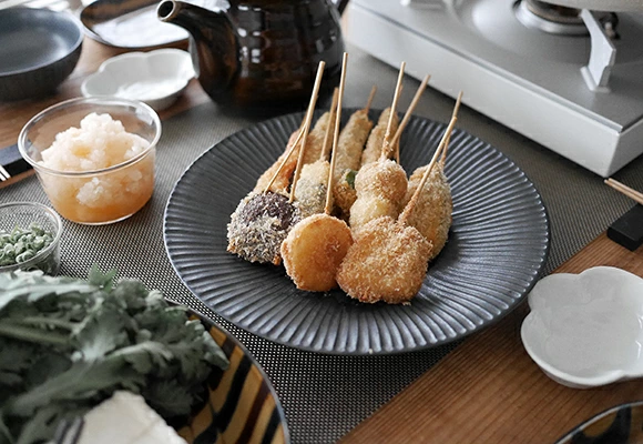 7.5寸　パスタ皿　しのぎ　黒釉