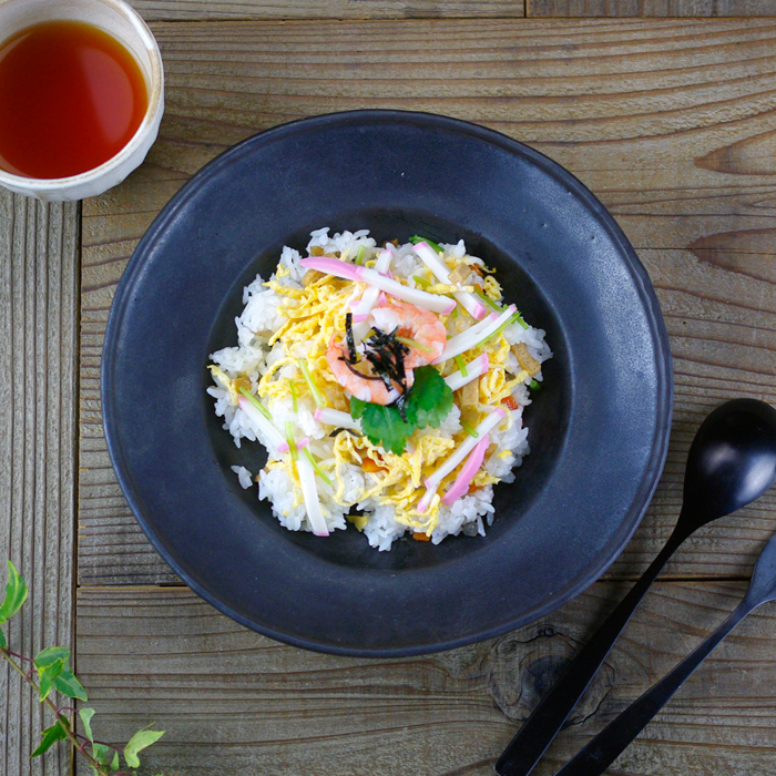 リム皿(大)ブロンズ黒マットやさしい器 カレー皿 手作り シンプル 益子焼