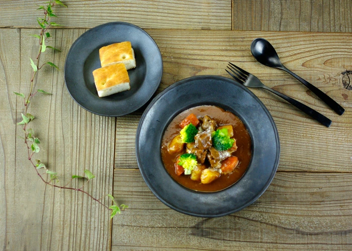 リム皿(大)ブロンズ黒マットやさしい器 カレー皿 手作り シンプル 益子焼