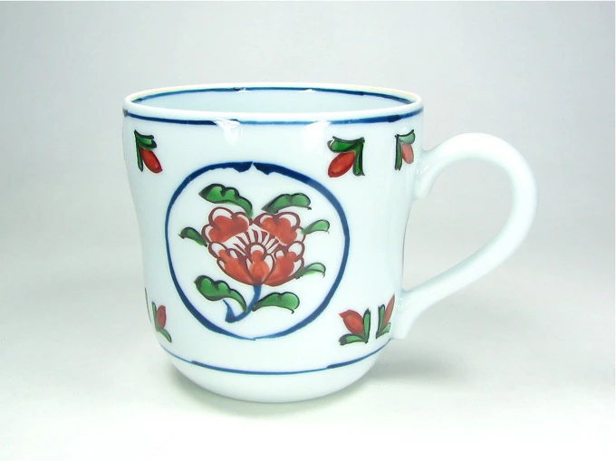 【有田焼】【源右衛門窯】 染錦牡丹丸紋マグカップ (赤)【源右衛門】【古伊万里】