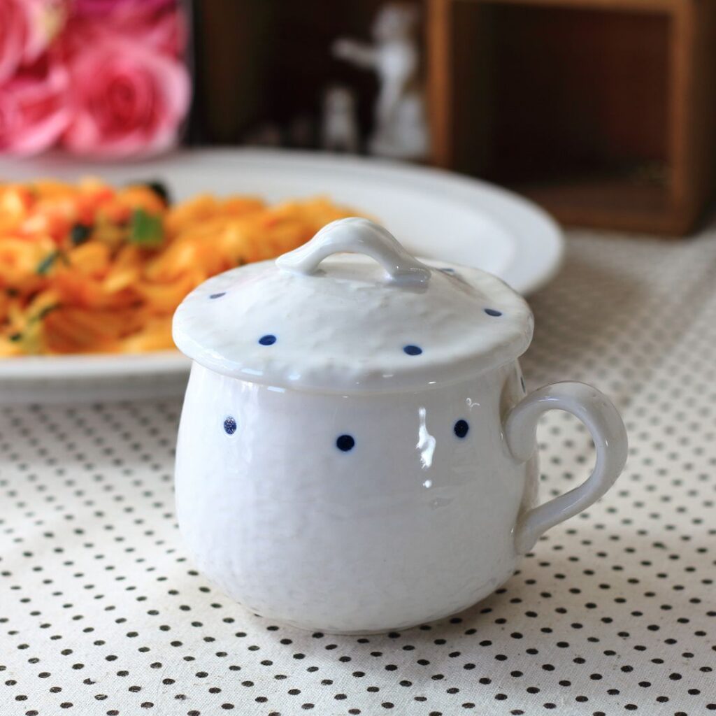 ハンドルが便利な青ドット茶碗蒸し 瀬戸焼 蒸し碗