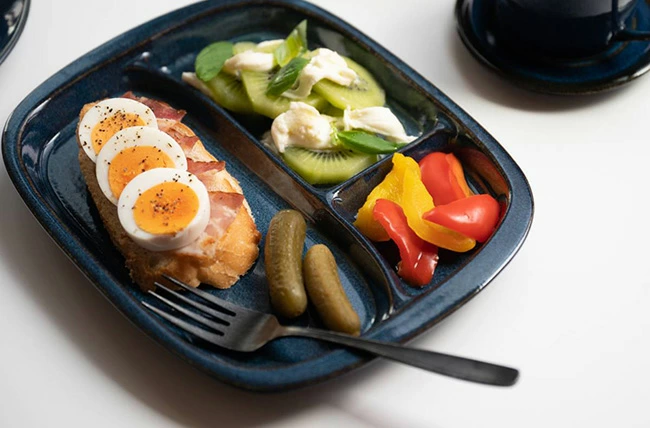 美濃焼 北欧ブルー 深ブルー ランチプレート / 仕切り皿 仕切皿 ワンプレート