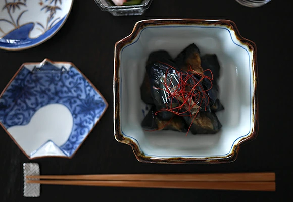 有田焼 染付竹垣福寿字紋 隅切小鉢