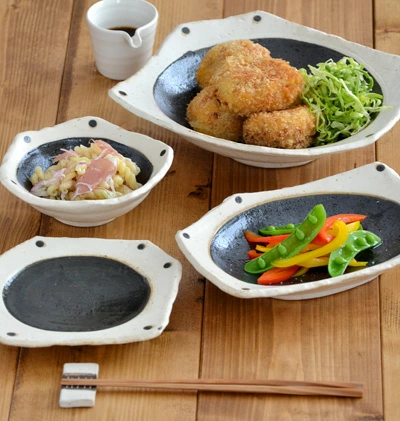 和食器　和黒　変形大鉢
