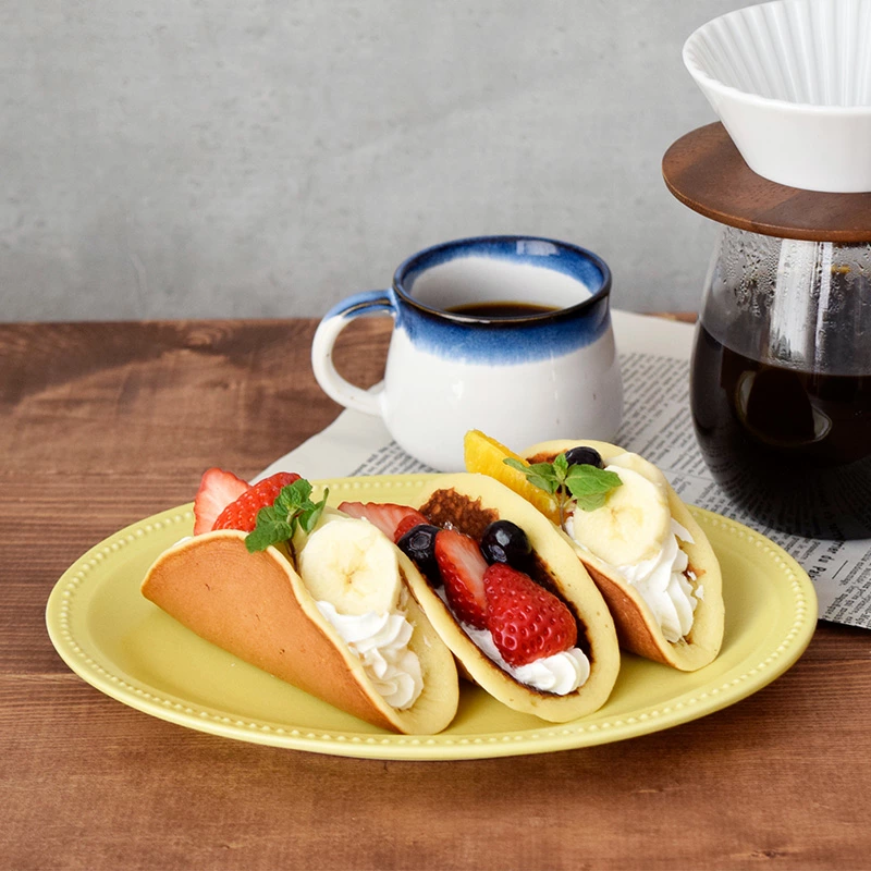 ドット オーバルプレート 24cm 磁器 楕円皿