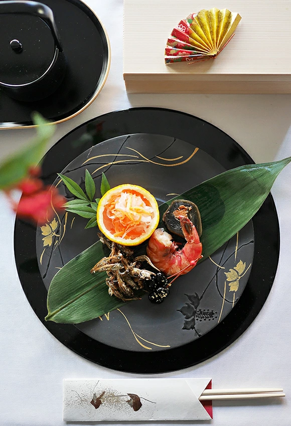 漆黒つた絵 壇8寸プレート 24cm