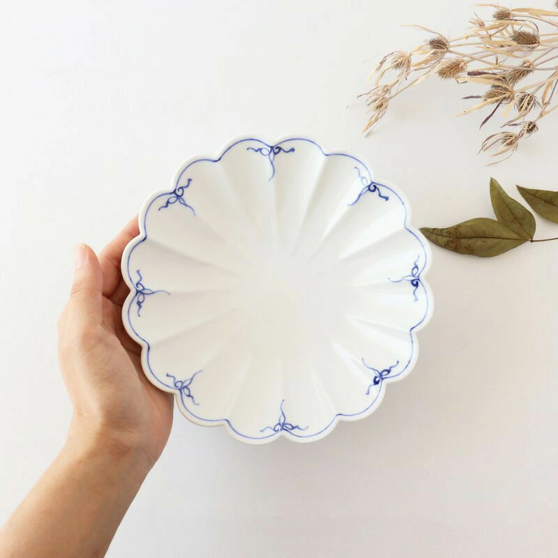 菊紋皿 大 中 小 青 磁器 渕あそび 波佐見焼