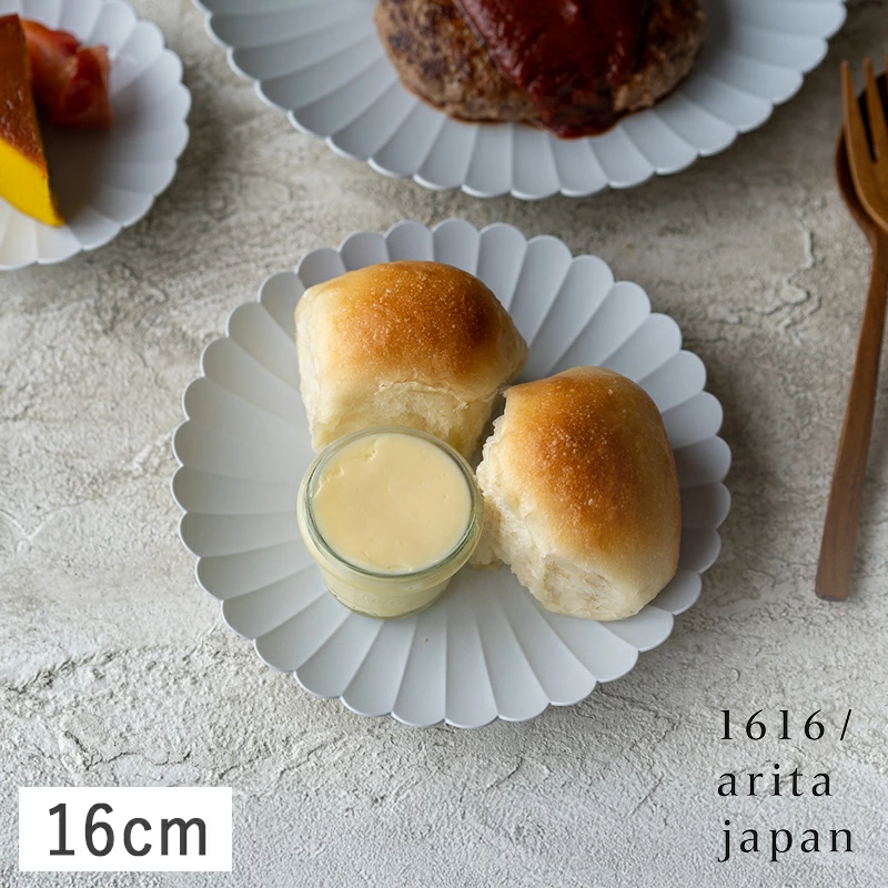 1616/arita japan TY パレスプレート 16cm グレー 菊型 有田焼