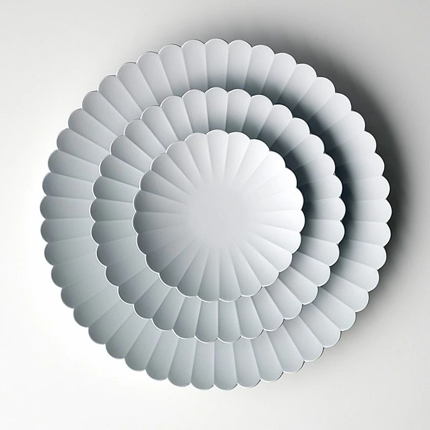 1616/arita japan TY パレスプレート 16cm グレー 菊型 有田焼