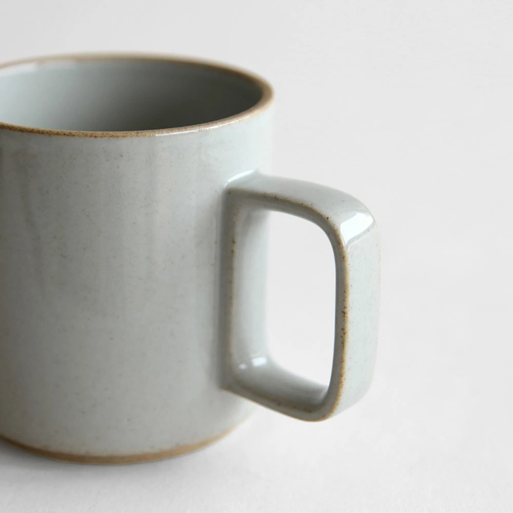 
HASAMI PORCELAIN ハサミポーセリン / マグカップ M 375ml HPM020 グロスグレー
