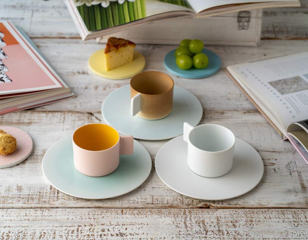 1616/arita japan S&B コーヒーカップ＆ソーサー（カップ：ブラウン＆ホワイト）（ソーサー：ライトブルー） 160ml 有田焼 
