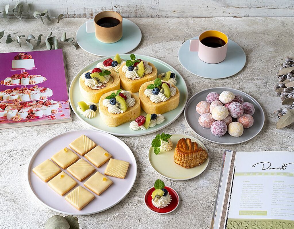 1616/arita japan S&B フラットプレート 22cm ライトピンク パターンB 有田焼