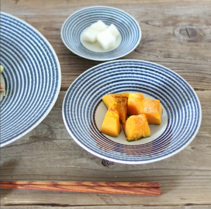 藍駒 中皿 お皿 食器 和食器 おしゃれ 磁器 波佐見焼
