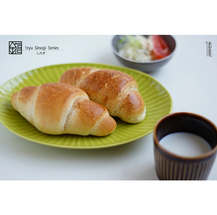 【 しのぎ 楕円皿（大） 】 波佐見焼