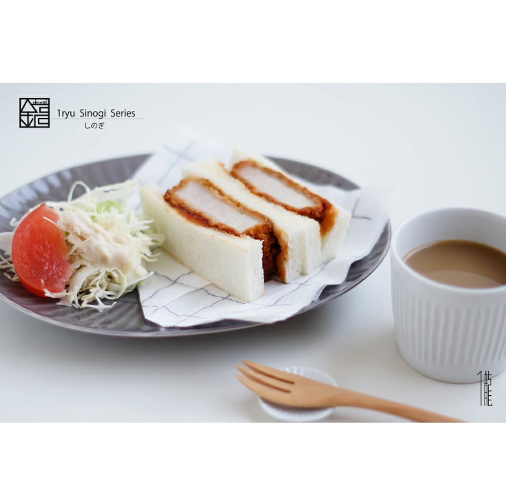 【 しのぎ 楕円皿（大） 】 波佐見焼