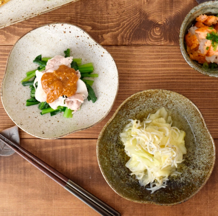 変形三角取り皿　17cm　和食器
