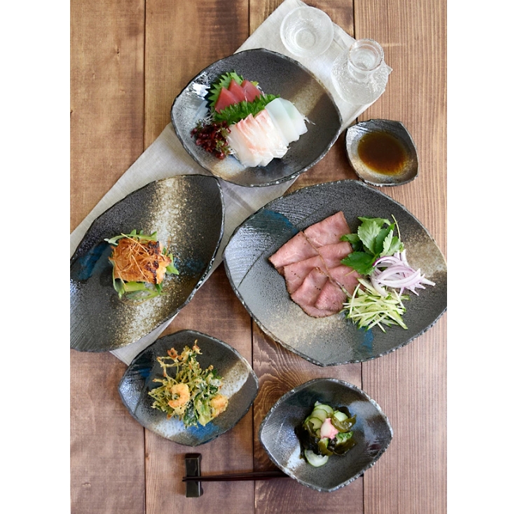 和食器　取り皿　変形菱型　黒海