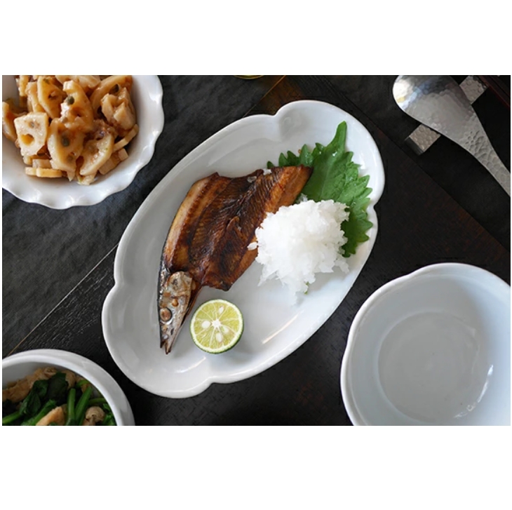 文吉窯  7寸モッコ型長皿  白磁
