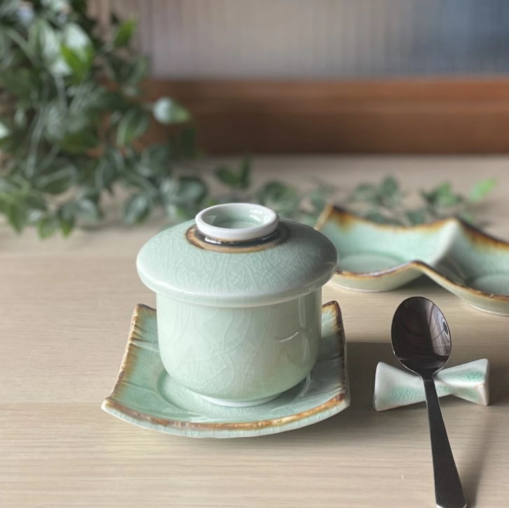 角皿 和モダン【松花堂四方皿】 04033