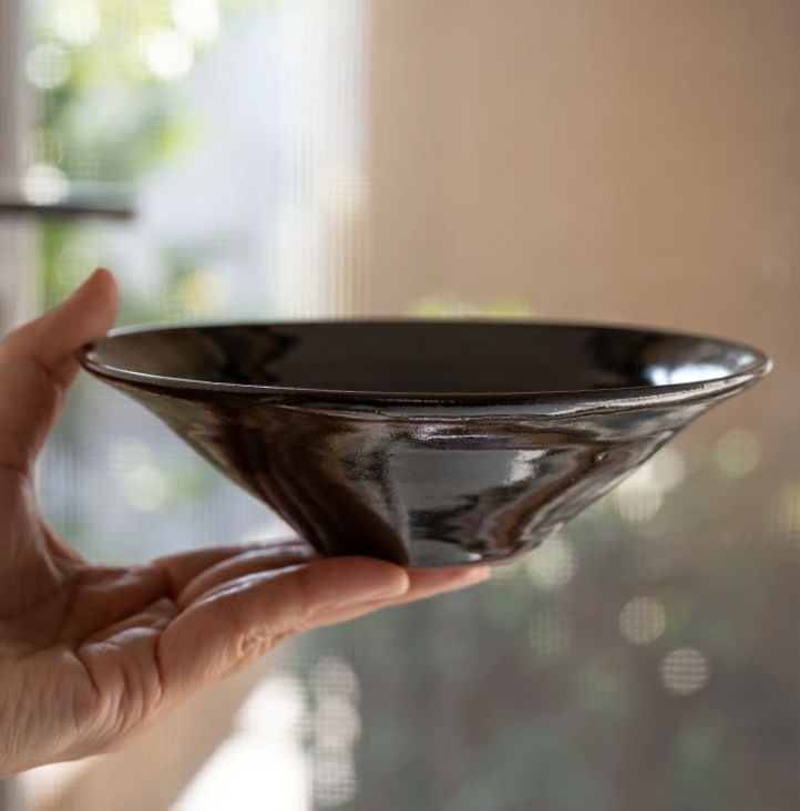 和食器　天目釉平鉢（YT-068）　作家「多屋嘉郎」