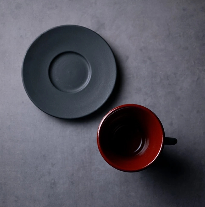 和食器　黒釉赤彩コーヒーカップ　作家「森野知子」