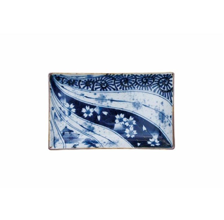 有田焼　福泉窯 染付変り絵捻り紋　小焼物皿