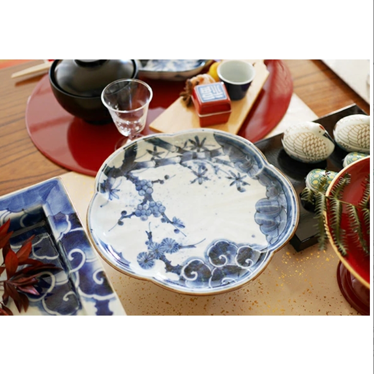 有田焼　福泉窯  有田染付けシリーズ　松竹梅　花型8寸皿