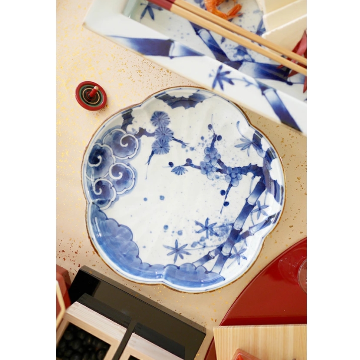 有田焼　福泉窯  有田染付けシリーズ　松竹梅　花型8寸皿