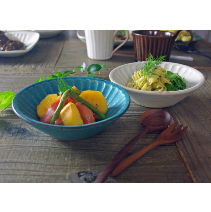 益子焼 kinari朝顔鉢（小）おしゃれ しのぎ 小鉢 
