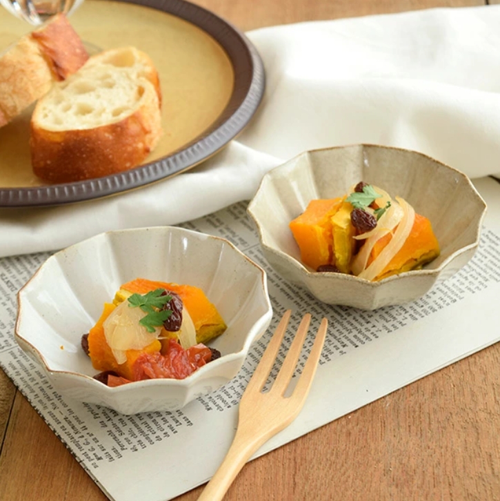 凛花（リンカ）ボウル（小）　10.5cm 小鉢