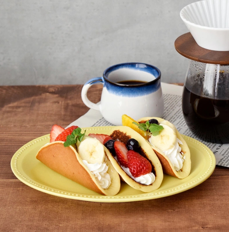 大皿 プレート おしゃれ ドット オーバルプレート 24cm 磁器