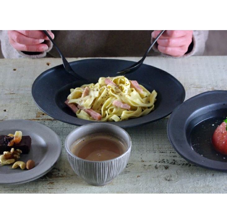 リム皿 楕円（大） ブロンズ黒マット 益子焼 やさしい器シリーズ オーバル皿