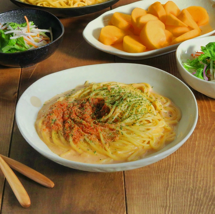 和食器 水玉 三角8寸大皿 (ドットモノトーンシリーズ)